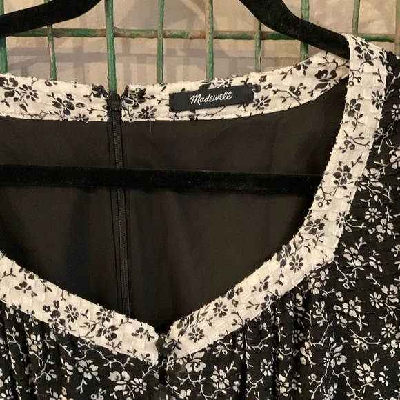 Madewell sheer puff sleeve dress in Branch Floral Black small 4 - Picture 5 of 8